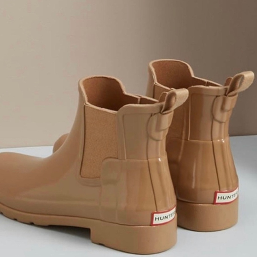 TAN HUNTER BOOTS